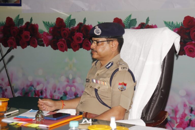 श्री पुष्पक ज्योति,  पुलिस महानिरीक्षक, एस. डी. आर. एफ़ महोदय ने  किया SDRF वाहिनी का भ्रमण और निरीक्षण