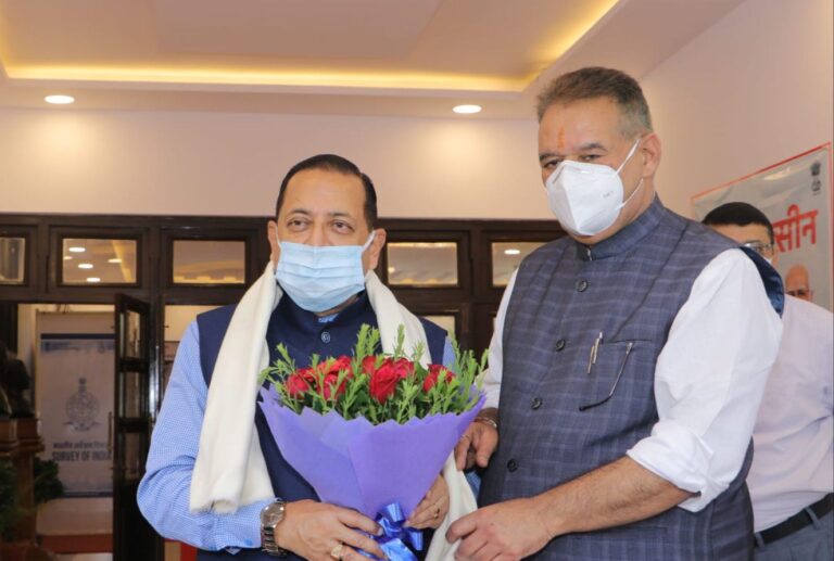 देहरादून :केंद्रीय मंत्री जितेंद्र सिंह से कैबिनेट मंत्री गणेश जोशी ने की मुलाकात देहरादून :केंद्रीय मंत्री जितेंद्र सिंह से कैबिनेट मंत्री गणेश जोशी ने की मुलाकात