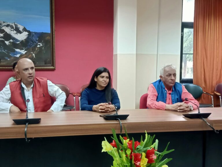 बॉलीवुड एक्टर बोले उत्तराखंड में शूटिंग की अपार संभावनाएं बॉलीवुड एक्टर बोले उत्तराखंड में शूटिंग की अपार संभावनाएं
