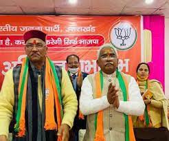 मदन कौशिक कब बनेंगे मुख्यमंत्री, जानिए इस पर क्या बोले पूर्व सीएम त्रिवेंद्र सिंह रावत मदन कौशिक कब बनेंगे मुख्यमंत्री, जानिए इस पर क्या बोले पूर्व सीएम त्रिवेंद्र सिंह रावत