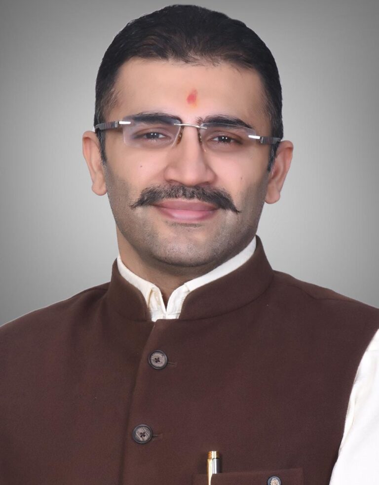 विधानसभा चुनाव 2022 : अभिनव थापर को कांग्रेस ने बनाया यमनोत्री विधानसभा का प्रभारी विधानसभा चुनाव 2022 : अभिनव थापर को कांग्रेस ने बनाया यमनोत्री विधानसभा का प्रभारी