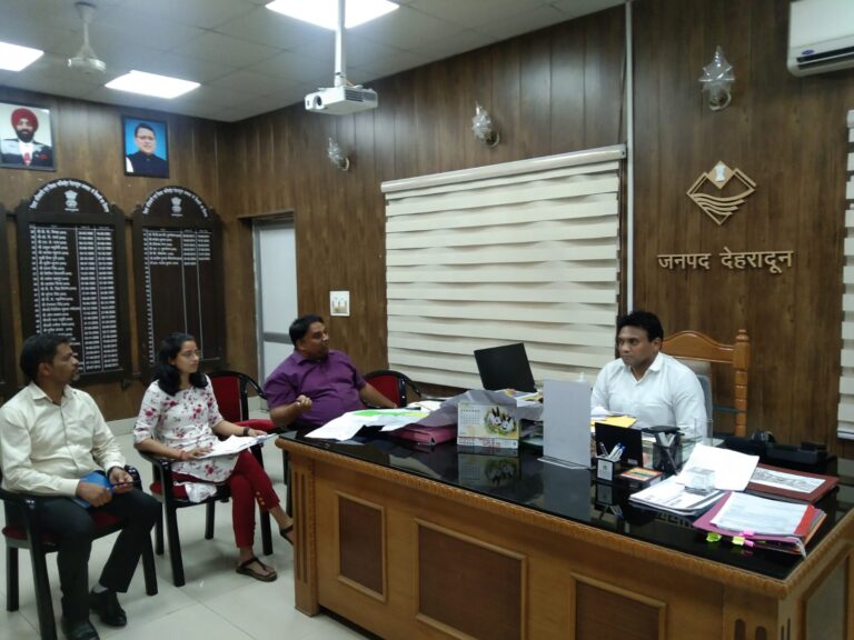 जौलीग्रान्ट एयरपोर्ट विस्तारीकरण के संबंध में जिलाधिकारी डाॅ0 आर राजेश कुमार की अध्यक्षता में हुई बैठक ,दिए आवश्यक कार्यवाही करने के निर्देश जौलीग्रान्ट एयरपोर्ट विस्तारीकरण के संबंध में जिलाधिकारी डाॅ0 आर राजेश कुमार की अध्यक्षता में हुई बैठक ,दिए आवश्यक कार्यवाही करने के निर्देश