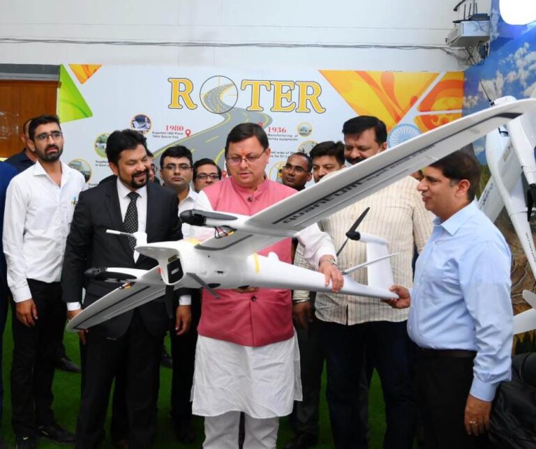 मुख्यमंत्री ने किया मेक इन इंडिया के तहत प्रदेश की पहली ड्रोन फैक्ट्री का शुभारम्भ मुख्यमंत्री ने किया मेक इन इंडिया के तहत प्रदेश की पहली ड्रोन फैक्ट्री का शुभारम्भ