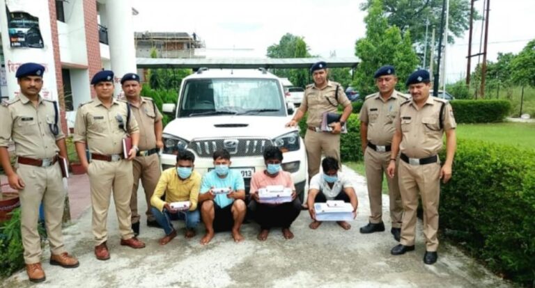 उत्तराखंड :- लूट की घटना का बहादराबाद पुलिस ने 72 घंटे से पहले किया पर्दाफाश। उत्तराखंड :- लूट की घटना का बहादराबाद पुलिस ने 72 घंटे से पहले किया पर्दाफाश।