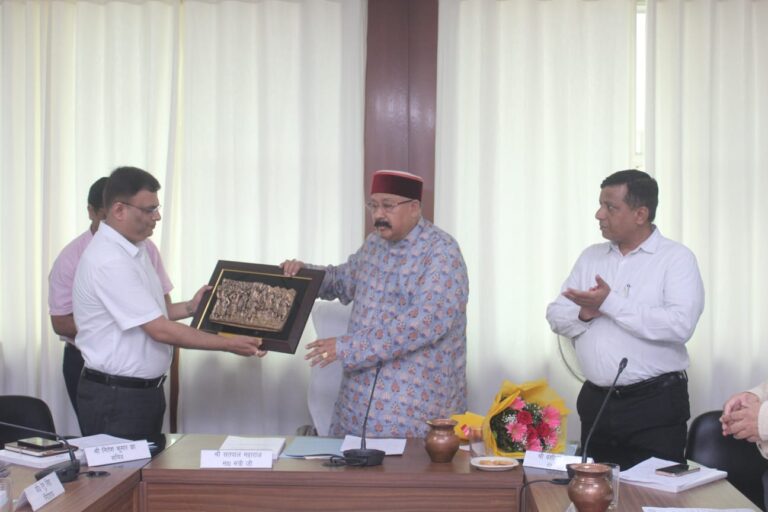 प्लास्टिक व फर्टिलाइजर का उपयोग पूरी तरह से बंद करें,सतपाल महाराज प्लास्टिक व फर्टिलाइजर का उपयोग पूरी तरह से बंद करें,सतपाल महाराज