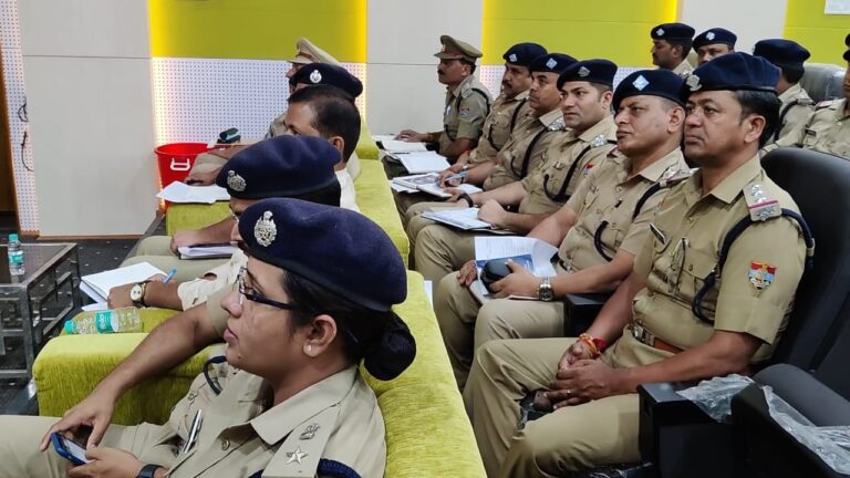 त्रिस्तरीय एण्टी नारकोटिक्स टास्क फोर्स (ANTF) की मासिक समीक्षा करेंगे डीजीपी, त्रिस्तरीय एण्टी नारकोटिक्स टास्क फोर्स (ANTF) की मासिक समीक्षा करेंगे डीजीपी,