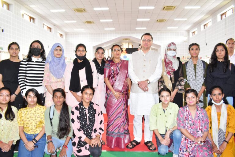 अंकिता भंडारी मामले पर सरकार ने दिखाई गंभीरता, घटनाक्रम से हर कोई है व्यथित-रेखा आर्या अंकिता भंडारी मामले पर सरकार ने दिखाई गंभीरता, घटनाक्रम से हर कोई है व्यथित-रेखा आर्या