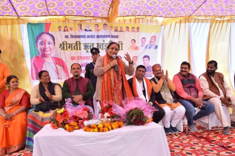 विधानसभा अध्यक्ष बनने के बाद पहली बार रामनगर पहुंचने पर विधानसभा अध्यक्ष ऋतु खंडूरी भूषण का उनके समर्थकों व भाजपा कार्यकर्ताओं ने जोरदार स्वागत किया। विधानसभा अध्यक्ष बनने के बाद पहली बार रामनगर पहुंचने पर विधानसभा अध्यक्ष ऋतु खंडूरी भूषण का उनके समर्थकों व भाजपा कार्यकर्ताओं ने जोरदार स्वागत किया।