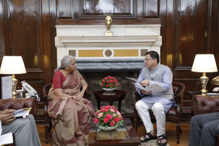 सीएम ने केन्द्रीय वित्त मंत्री से पेयजल परियोजनाओं के लिए मांगी सहायता सीएम ने केन्द्रीय वित्त मंत्री से पेयजल परियोजनाओं के लिए मांगी सहायता