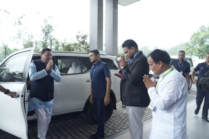 सीएम ने दिए मंत्रियों को अपने क्षेत्र में रहकर राहत-बचाव कार्य में सहयोग करने के निर्देश सीएम ने दिए मंत्रियों को अपने क्षेत्र में रहकर राहत-बचाव कार्य में सहयोग करने के निर्देश