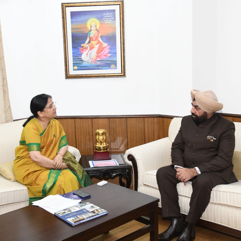 दून विश्वविद्यालय में भारत सरकार ने उत्तराखण्ड राज्य के लिए पहली डीएसटी-पर्स लैब की स्थापना की दून विश्वविद्यालय में भारत सरकार ने उत्तराखण्ड राज्य के लिए पहली डीएसटी-पर्स लैब की स्थापना की