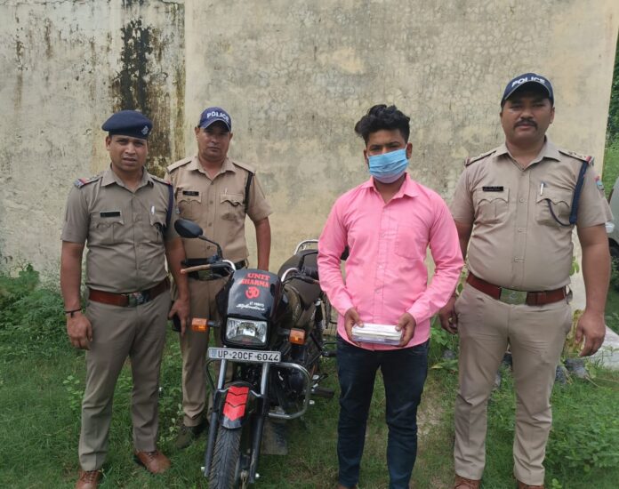 युवती के कंकाल की शिनाख्त के बाद हत्यारोपी प्रेमी तक पहुंची पुलिस युवती के कंकाल की शिनाख्त के बाद हत्यारोपी प्रेमी तक पहुंची पुलिस