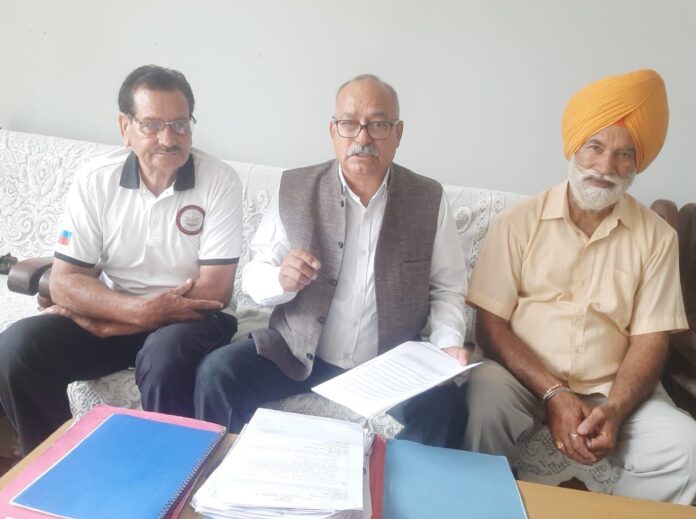 विद्युत नियामक आयोग दर बढ़ाने के बजाय डिस्ट्रीब्यूशन लॉस कम करने की सोचेः मोर्चा विद्युत नियामक आयोग दर बढ़ाने के बजाय डिस्ट्रीब्यूशन लॉस कम करने की सोचेः मोर्चा