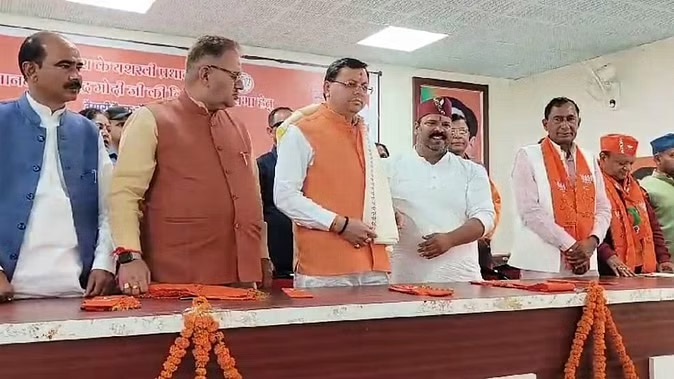 अब कुमाऊं में भी बढ़ेगा पर्यटनः धामी अब कुमाऊं में भी बढ़ेगा पर्यटनः धामी