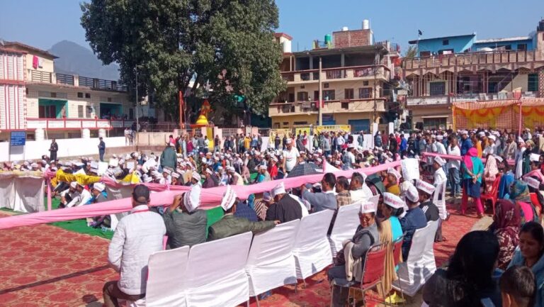 श्रीनगर में पुरानी पेंशन बहाली की मांग पर गरजे कर्मचारी कांग्रेस ने दिया पूरा समर्थन श्रीनगर में पुरानी पेंशन बहाली की मांग पर गरजे कर्मचारी कांग्रेस ने दिया पूरा समर्थन
