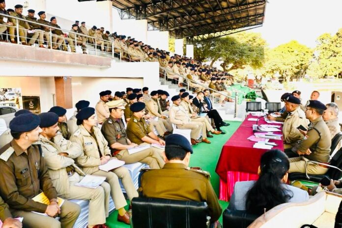 ग्लोबल इंनवेस्टर्स समिट प्रधानमंत्री के आगमन पर पुलिस व्यवस्था रहेगी चाकचैबंद ग्लोबल इंनवेस्टर्स समिट प्रधानमंत्री के आगमन पर पुलिस व्यवस्था रहेगी चाकचैबंद