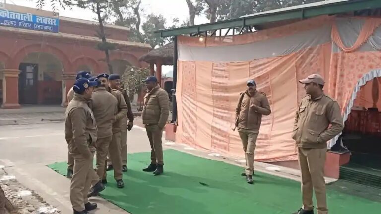 सड़क हादसे में युवक की मौत सड़क हादसे में युवक की मौत