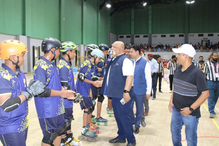 16TH नेशनल रोल बॉल चैंपियनशिप के चैंपियनशिप डायरेक्टर, आइडियल कान्वेंट स्कूल की प्रिंसिपल पूजा भरद्वाज व् फाॅर्स फिटनेस इंडिया की डायरेक्टर मोहिनी नेगी रहे । 16TH नेशनल रोल बॉल चैंपियनशिप के चैंपियनशिप डायरेक्टर, आइडियल कान्वेंट स्कूल की प्रिंसिपल पूजा भरद्वाज व् फाॅर्स फिटनेस इंडिया की डायरेक्टर मोहिनी नेगी रहे ।