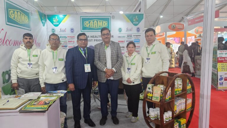 आरोग्य एक्सपो के दूसरे दिन आयुर्वेदिक स्टॉल नंबर j 24 A एक्सपो मैं। ग्राम्ड आरोग्य एक्सपो के दूसरे दिन आयुर्वेदिक स्टॉल नंबर j 24 A एक्सपो मैं। ग्राम्ड