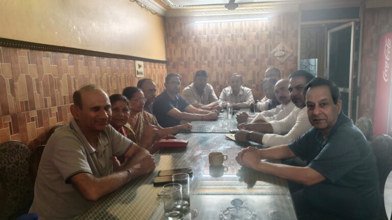 हरबंस कपूर मेमोरियल ट्रस्ट द्वारा बैडमिंटन प्रतियोगिता का आयोजन