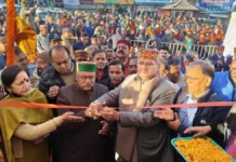 पहाड़ों की रानी में मसूरी विंटरलाइन कार्निवाल शुरू, लोक संस्कृति के समागम में झूमे सैलानी