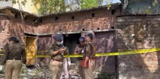 देहरादून के सहस्त्रधारा क्रॉसिंग के पास चूनाभट्टा इलाके में खंडहर में मिली महिला की शव