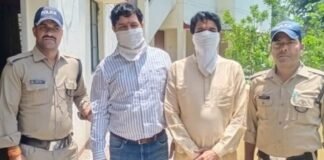 उत्तराखंड: स्कूटी को आग लगाने और अभद्र व्यवहार के आरोप में लोक गायक गिरफ्तार