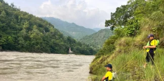 ऋषिकेश में गंगा की तेज धारा में बहा मेरठ का 23 वर्षीय युवक, SDRF और पुलिस का सर्च ऑपरेशन जारी