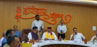 कांवड़ मेला 2026: सतपाल महाराज ने तैयारियों की समीक्षा, सुरक्षा–व्यवस्था पर सख्त निर्देश; श्रद्धालुओं पर हेलीकॉप्टर से पुष्पवर्षा प्रस्ताव
