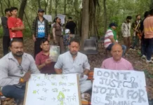 ऋषिकेश: 7 मोड़ पर पेड़ों की कटाई के विरोध में AAP का प्रदर्शन, पुलिस ने कई नेताओं को हिरासत में लिया