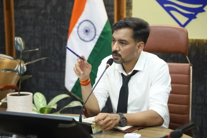 dm-ashishchauhan
