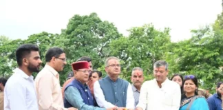 कैबिनेट मंत्री गणेश जोशी ने डीएवी (पीजी) कॉलेज में 100 फीट ऊंचे राष्ट्रीय ध्वज का किया लोकार्पण