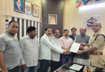राहुल गांधी व परिवार पर कथित आपत्तिजनक टिप्पणी के विरोध में कांग्रेस का प्रदर्शन, भाजपा विधायक पर एफआईआर की मांग