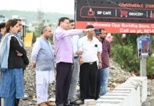नंदा की चौकी पुल के एप्रोच रोड का मुख्यमंत्री धामी ने किया निरीक्षण, 12 घंटे में हुआ पुनर्निर्माण