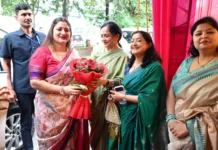 पुलिस लाइन देहरादून में खनकी चूड़ियां, झूले पर सजी तीज की मस्ती; सुनीता बनीं ‘तीज क्वीन’