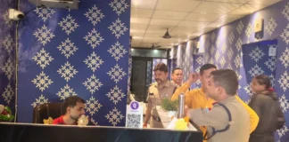 स्पा सेंटरों पर पुलिस की आकस्मिक चेकिंग, तीन संचालकों के चालान