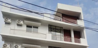 ऋषिकेश-डोईवाला में तीन भवन सील, स्वीकृत नक्शे से विचलन और बिना अनुमति निर्माण पर कार्रवाई