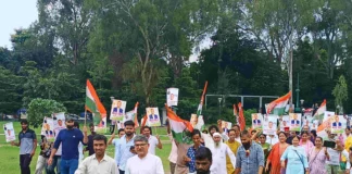 खड़गे के कथित अपमान के विरोध में कांग्रेस का सीएम आवास कूच, हाथीबड़कला में पुलिस ने रोका