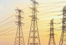 उत्तराखंड: वन कानूनों में फंसी बिजली, 50 से ज्यादा गांवों में Grid Connection का इंतजार; अधिकारी का गांव भी शामिल