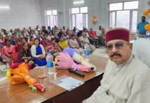 श्रमिक अपने पसीने से प्रदेश के विकास की नई इबारत लिख रहे हैं: महाराज