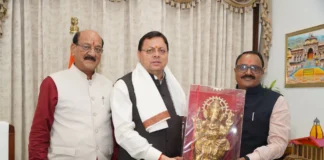 मुख्यमंत्री धामी से मध्य प्रदेश के कैबिनेट मंत्री राकेश शुक्ला ने की शिष्टाचार भेंट