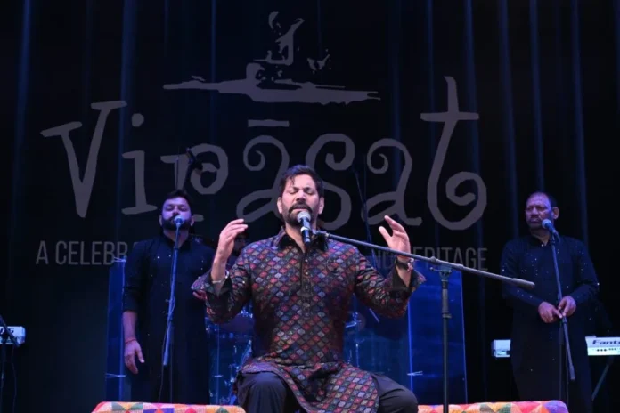 From-Sufi-music-to-pop-and-Bollywood-Jasbir-Jassis-performance-captivated-the-audience-960x640-1
