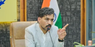 डीएम आशीष चौहान ने देहरादून की यातायात समस्या के स्थायी समाधान के लिए मास्टर प्लान बनाने के दिए निर्देश