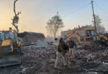 उत्तराखंड: रामनगर के पूछड़ी में चला धामी सरकार का बुलडोजर, 14 हेक्टेयर वन भूमि अतिक्रमण मुक्त