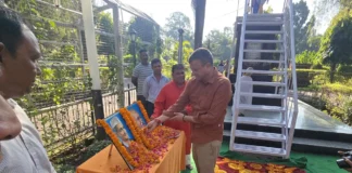 महात्मा गांधी एवं लाल बहादुर शास्त्री की जयंती पर मेयर सौरभ थपलियाल ने अर्पित किए श्रद्धासुमन
