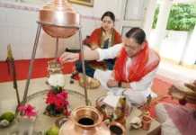शारदीय नवरात्रि के प्रथम दिन मुख्यमंत्री धामी ने की मां दुर्गा की पूजा-अर्चना, प्रदेशवासियों की सुख-समृद्धि की कामना
