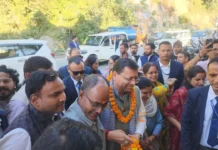 गैरसैंण से श्रीनगर होते हुए सड़क मार्ग से देहरादून लौट रहे मुख्यमंत्री धामी, रास्ते में कर रहे सड़कों का स्थलीय निरीक्षण