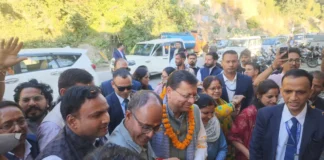 गैरसैंण से श्रीनगर होते हुए सड़क मार्ग से देहरादून लौट रहे मुख्यमंत्री धामी, रास्ते में कर रहे सड़कों का स्थलीय निरीक्षण