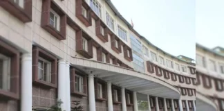 उत्तराखंड में विधानसभा चुनाव 2027 से पहले बड़ा प्रशासनिक फेरबदल तय, तीन साल से एक ही जिले में जमे अफसरों के होंगे तबादले